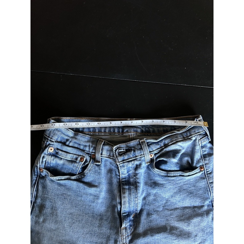 Women's Levi Cut Off-off Shorts Blue Size 32 Raw Hem 3.5 Inseam - Picture 7 of 7